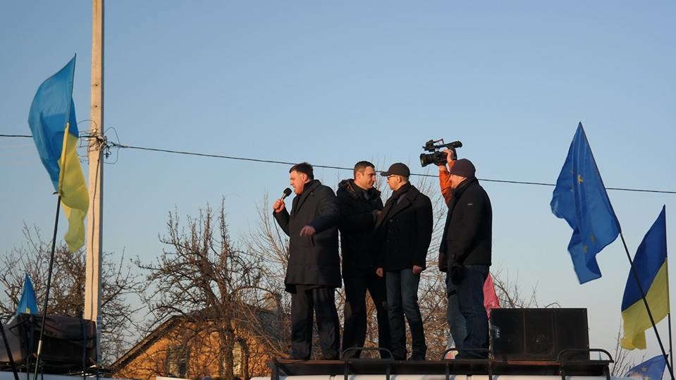 В Межигорье приехали лидеры оппозиции