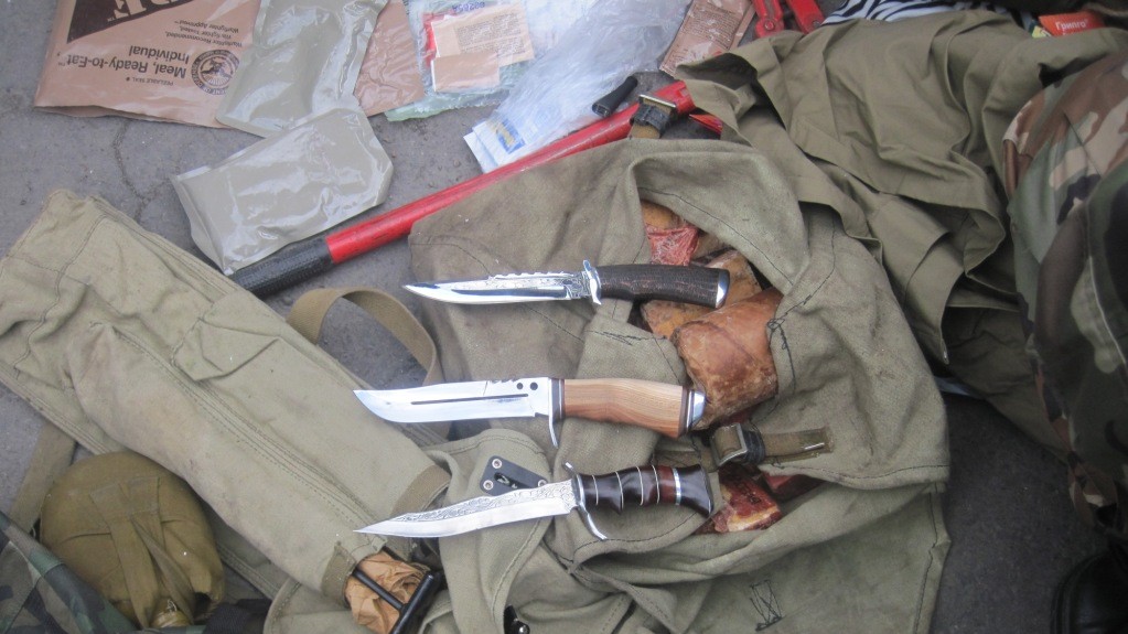 С таким оружием в Украину прорвались российские боевики. В погранслужбе РФ все отрицают