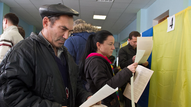 Спостерігачі відзначають високу явку виборців.