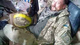 У військових вистачає сил посміхатися.