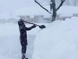 Кількість жертв снігопаду вже склало 10 осіб