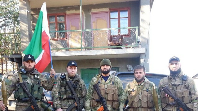 «Кадирівці» влаштували тренувальний табір в Донецьку. Ілюстрація.