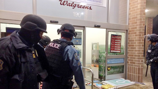 Заворушення в Фергюсоне.