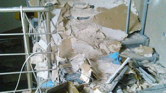 Аеропорт Донецька нагадує постапокаліптичний пейзаж.