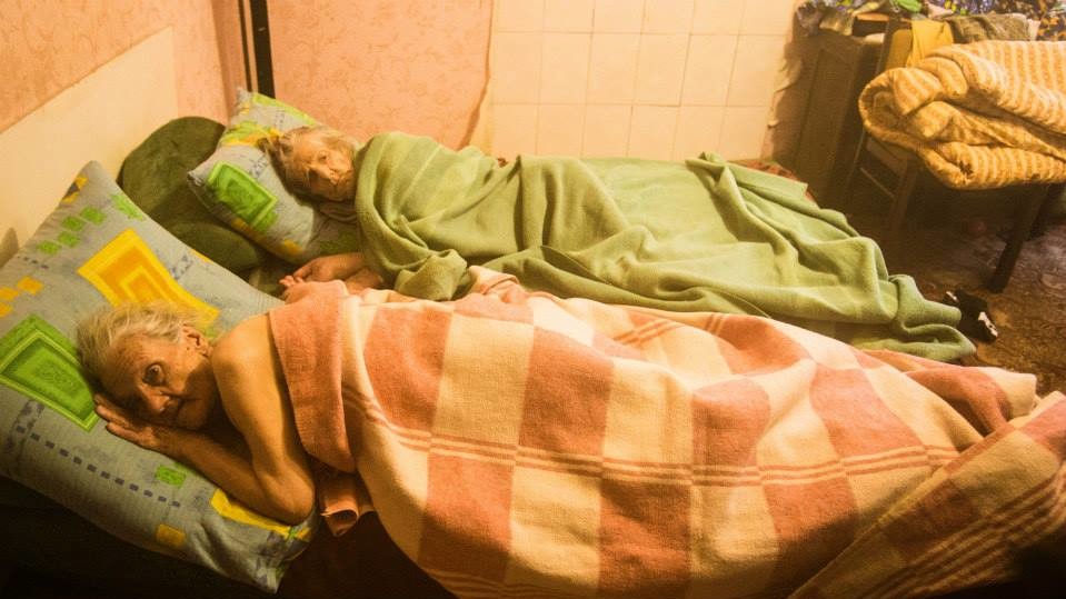 Пенсионерам в Марьинке нечего есть.