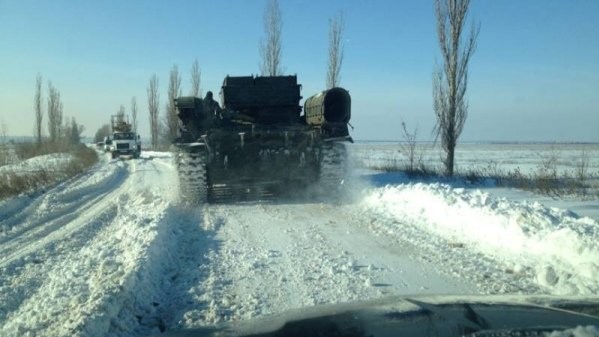 Справлятися з наслідками негоди допомагають військові, фото з Миколаївщини