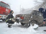 Снежная стихия парализовала автомобилистов.