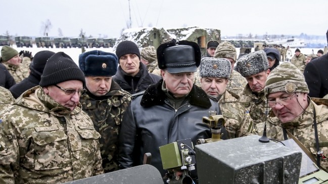 Порошенко: Теперь нам есть, чем защищать украинскую землю