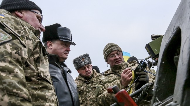 Порошенко: Теперь нам есть, чем защищать украинскую землю