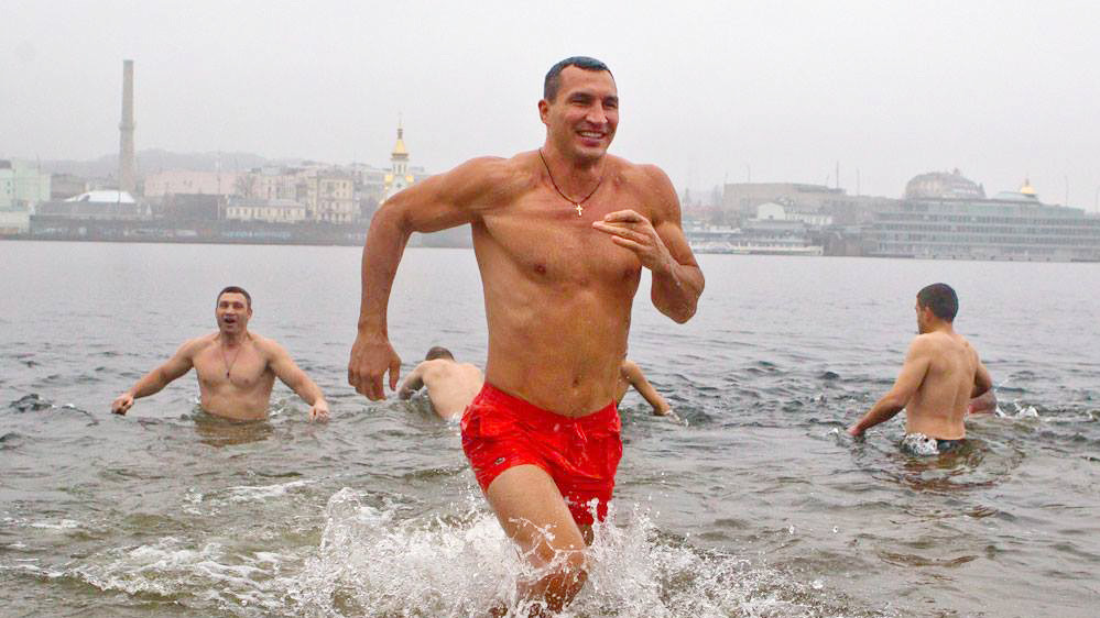 Братья окунулись в Днепр.