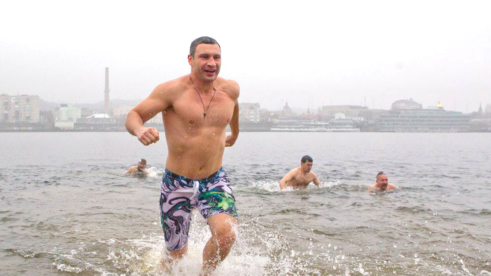 Братья окунулись в Днепр.