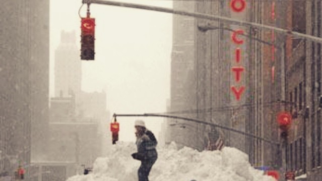 Движение транспорта заблокировано