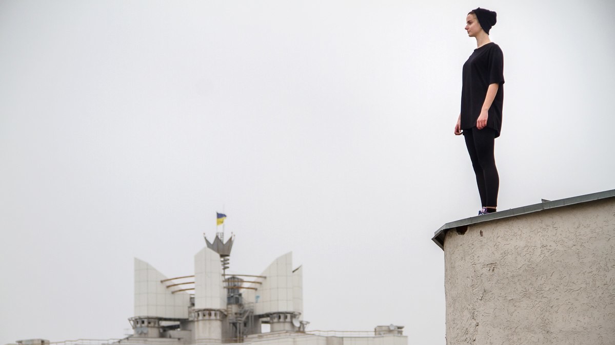 Страх высоты у Александры Киевской напрочь отсутствует.