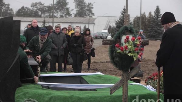 Чечетова проводили в останню дорогу