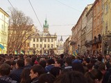 Площадь Рынок была заполнена людьми