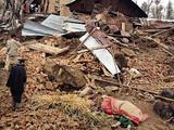 Многие жители Кашмира терпят убытки