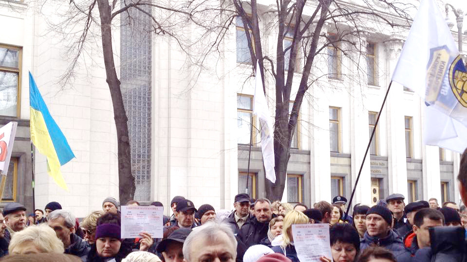 Учасники акції вимагають реструктуризації кредитів у валюті