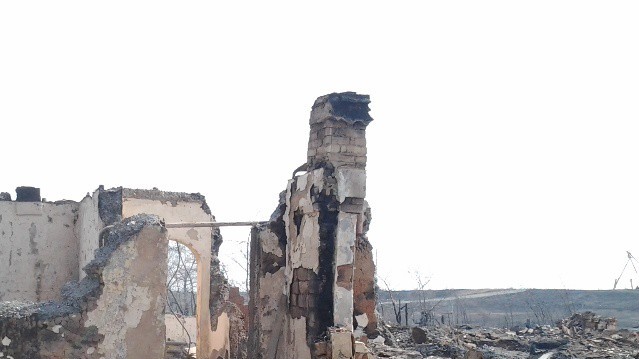 Тысячи людей лишились жилья и имущества