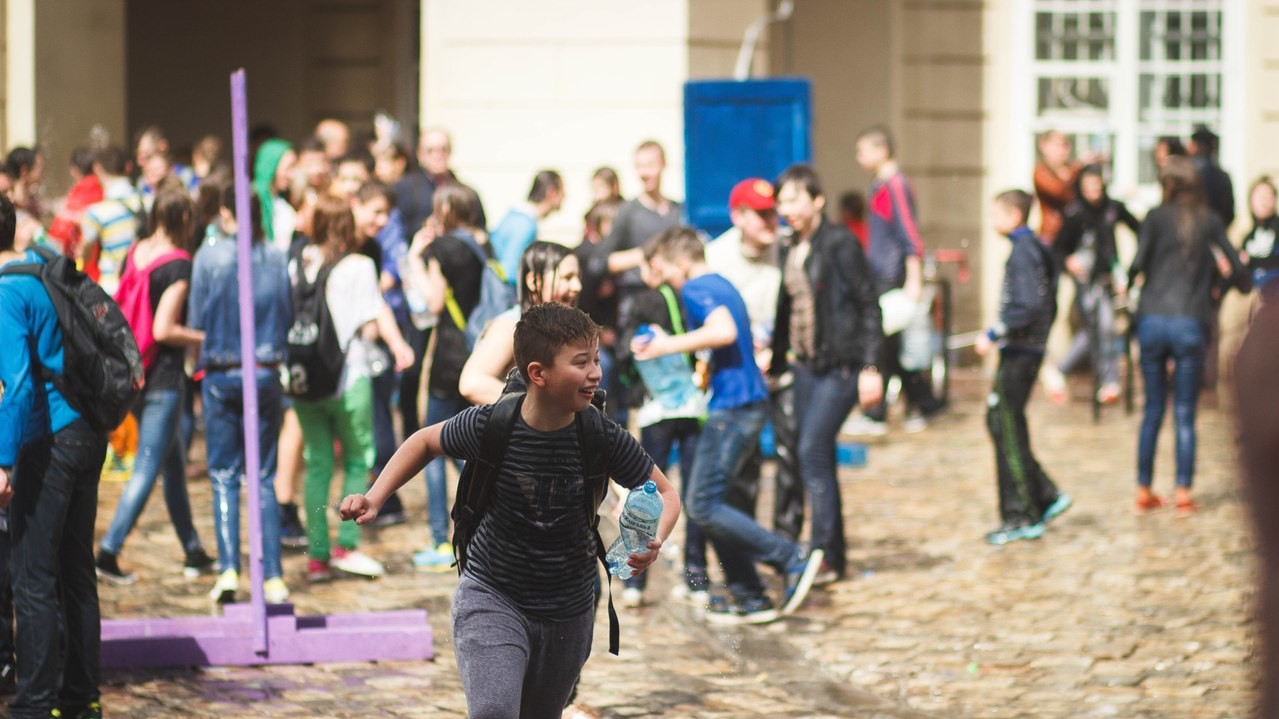 Мешканці Львова обливалися водою кілька годин