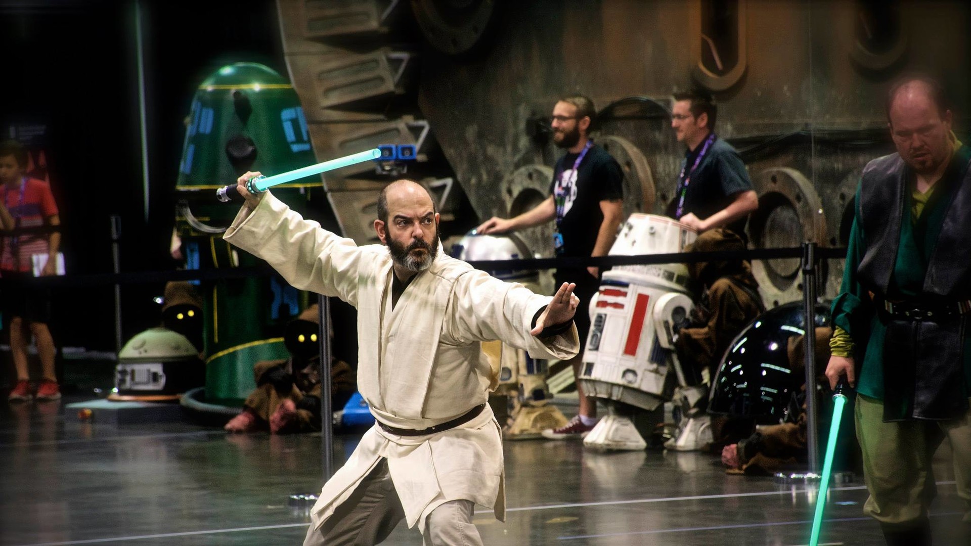 Відвідувачі виставки були не менш яскравими, ніж експонати