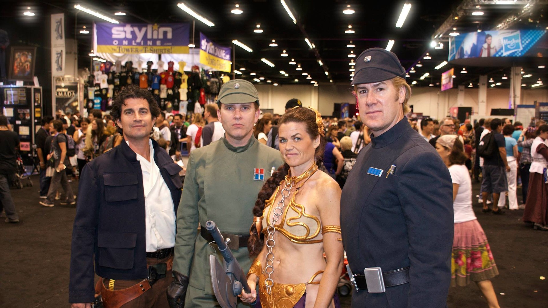 Відвідувачі виставки були не менш яскравими, ніж експонати