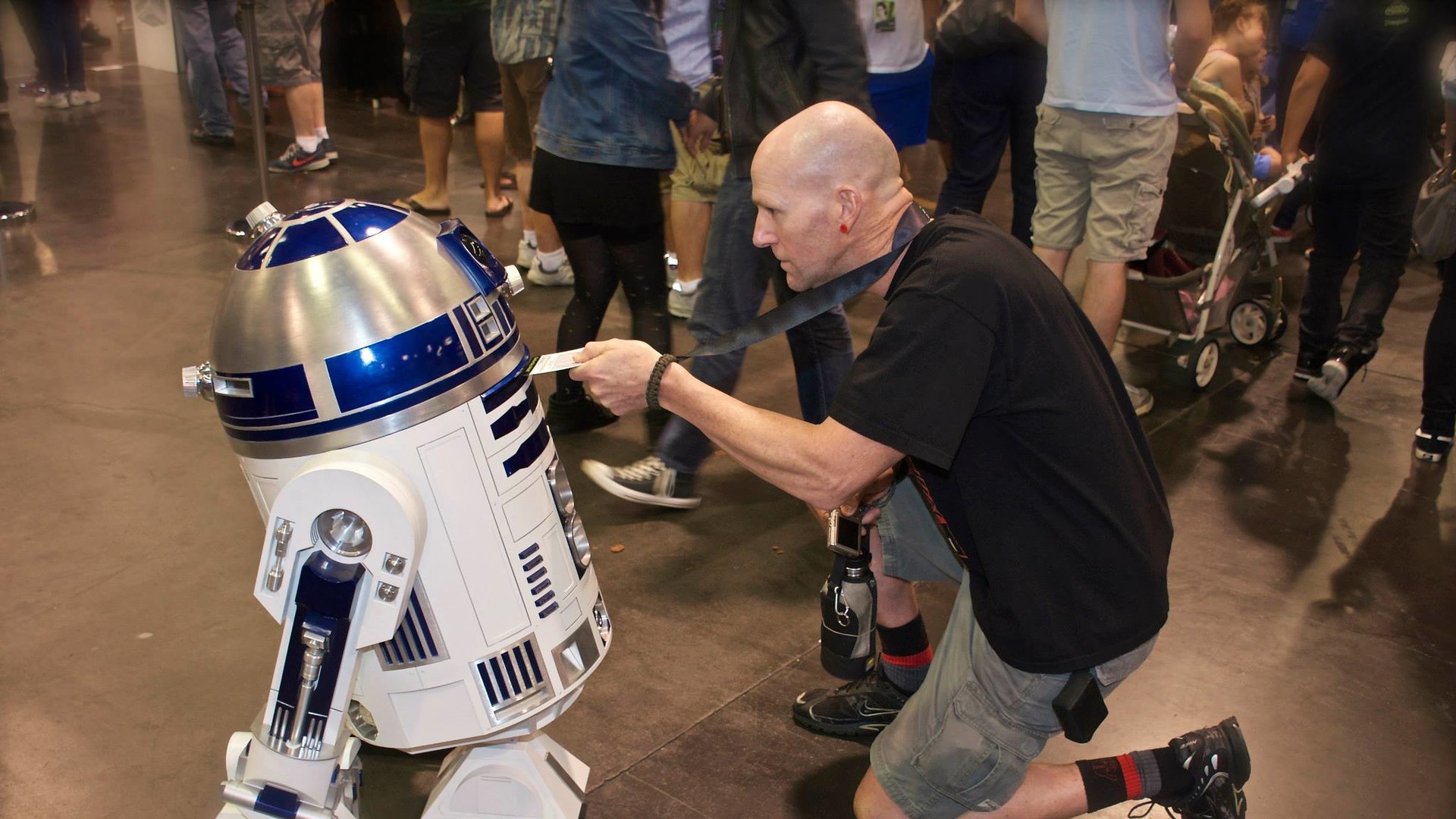 Відвідувачі виставки були не менш яскравими, ніж експонати