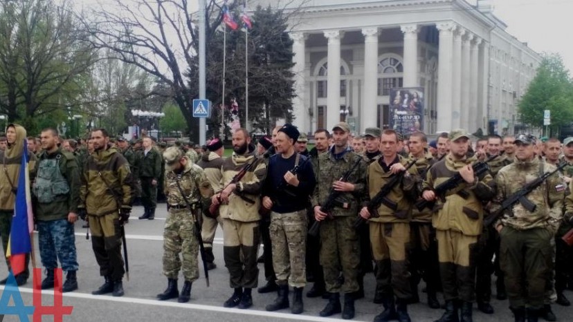 Старший офіцерський склад бойовиків отримує 120-150 тисяч рублів