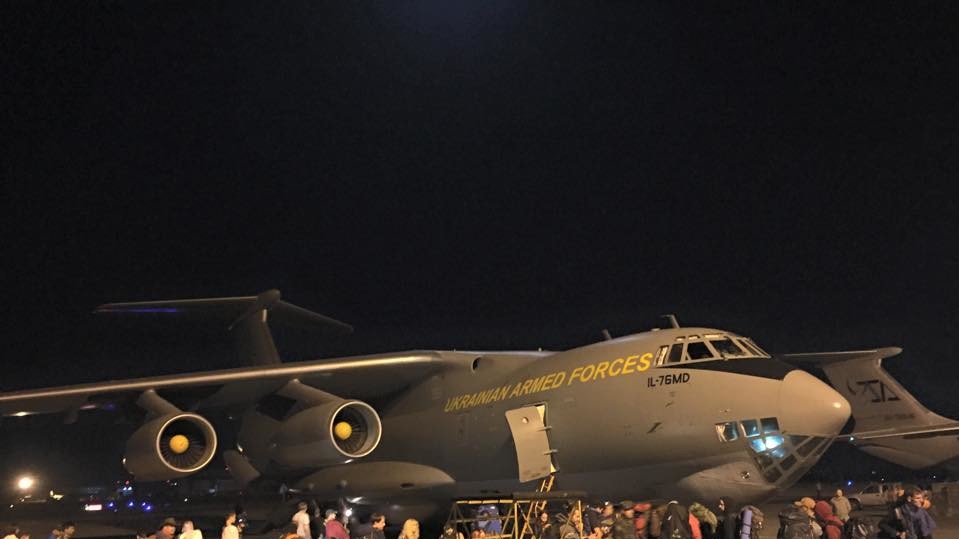 Украинцы вылетели из Непала
