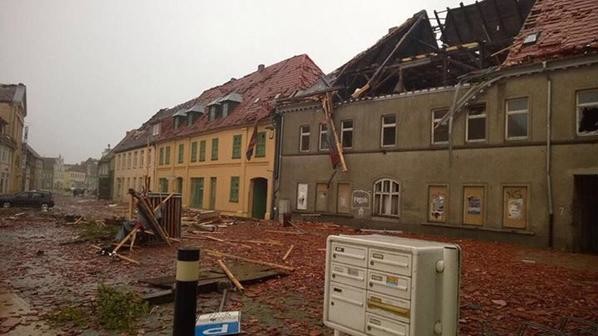 Від урагану постраждали кілька міст