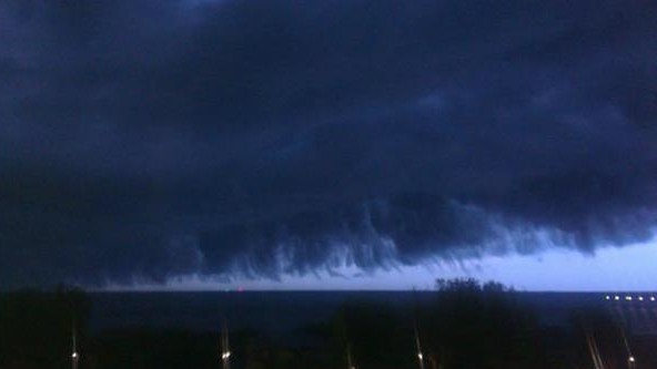 Від урагану постраждали кілька міст