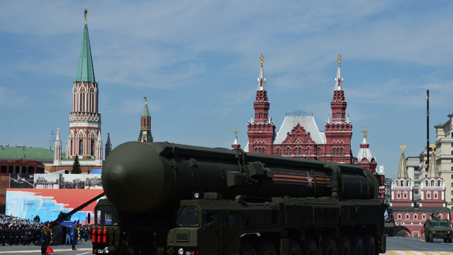 Парад у Москві