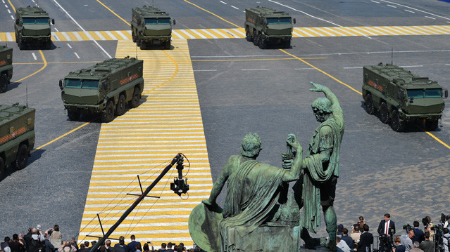 Парад у Москві