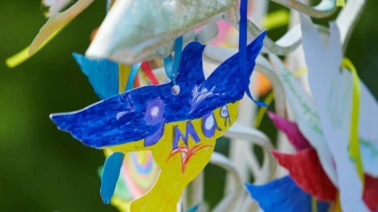 Організатори стверджують, що скульптура несе в собі позитивну енергетику