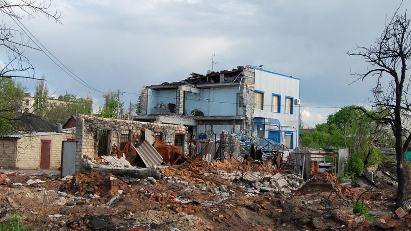 У місті багато руйнувань