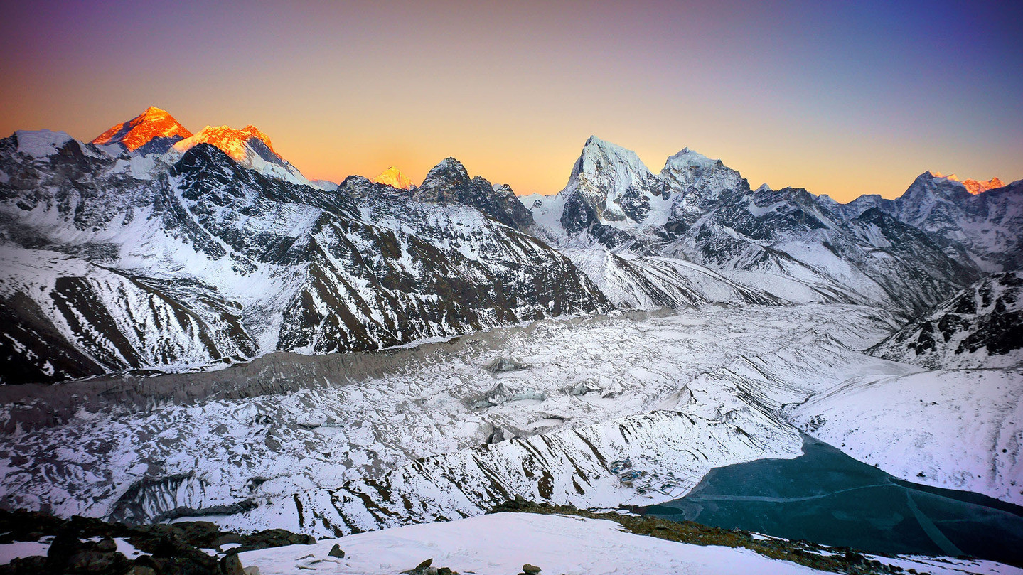 JOSEPH BUCHMAN. Еверест