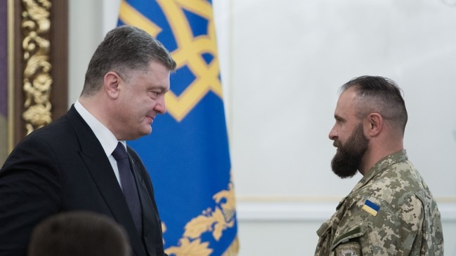 Президент звільнив учасників АТО від сплати військового збору