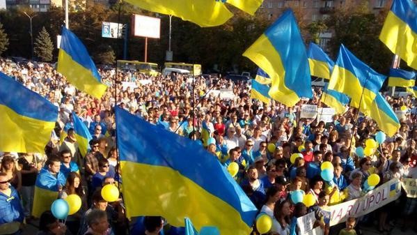 Мариуполь отмечает год с момента освобождения от террористов