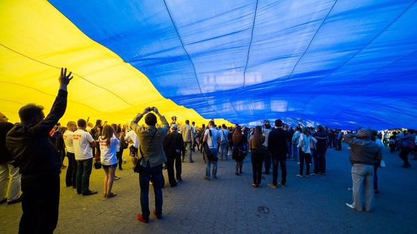 Мариуполь отмечает год с момента освобождения от террористов