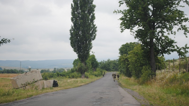 Потрібно знайти ще дев'ятьох бійців закарпатського "Правого сектору"