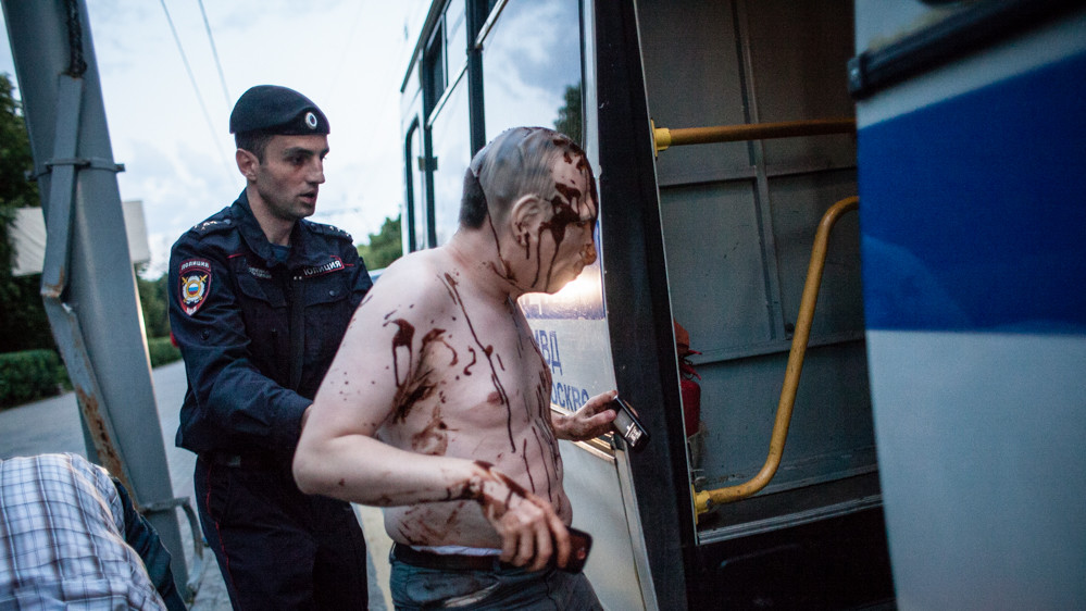 Близько десяти активістів "троллили" любителів Путіна