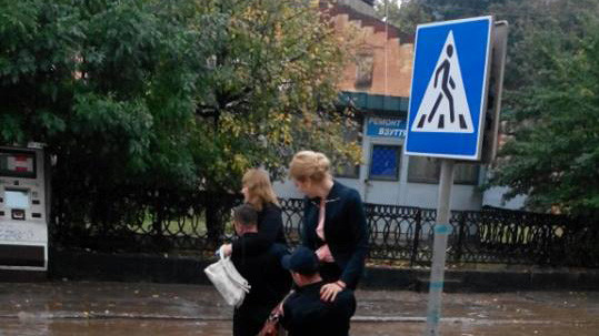 Сильный дождь затопил улицы Львова