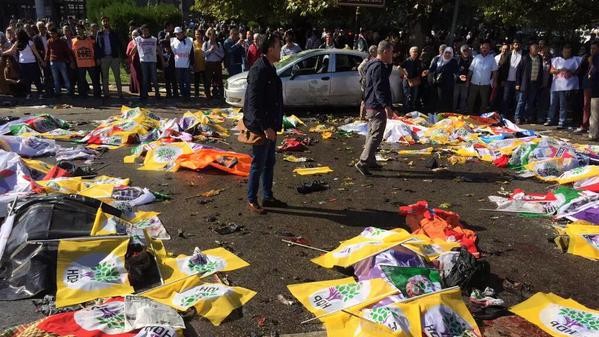 У зв'язку з терактом в Анкарі відсторонені глави силових відомств