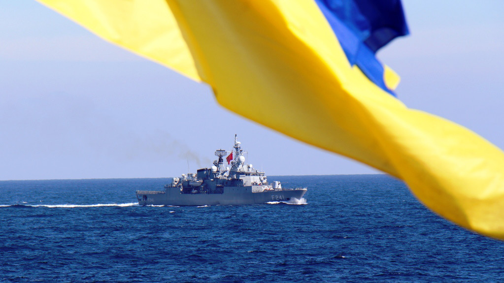 «Ленінська кузня» Порошенка виступила «прокладкою» для ремонту флагмана Військово-морських сил України