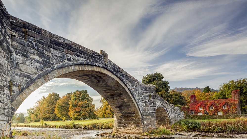 Фото Julian Elliott