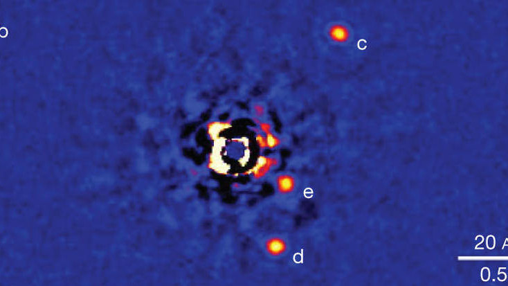 HR 8799. Первое изображение системы экзопланет, которое удалось получить астрономам