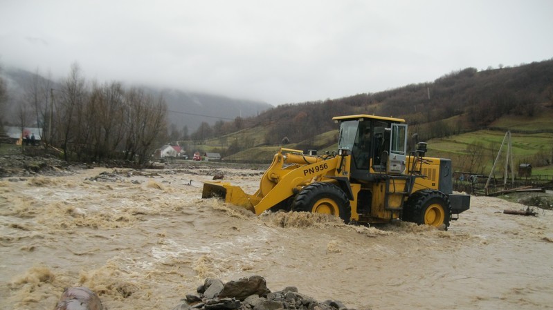 По прогнозам, большая вода покинет Закарпатскую область через три дня