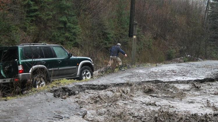 По прогнозам, большая вода покинет Закарпатскую область через три дня
