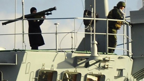 МЗС Туреччини сподівається, що військовий з ракетницею на плечі на російському кораблі - це поодинокий випадок, і більше такого не повториться