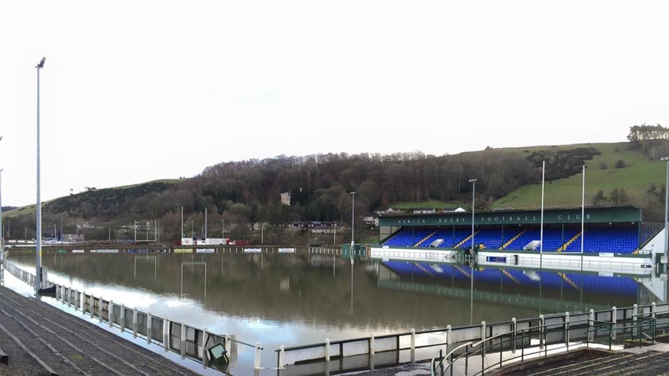 Последствия шторма в Англии