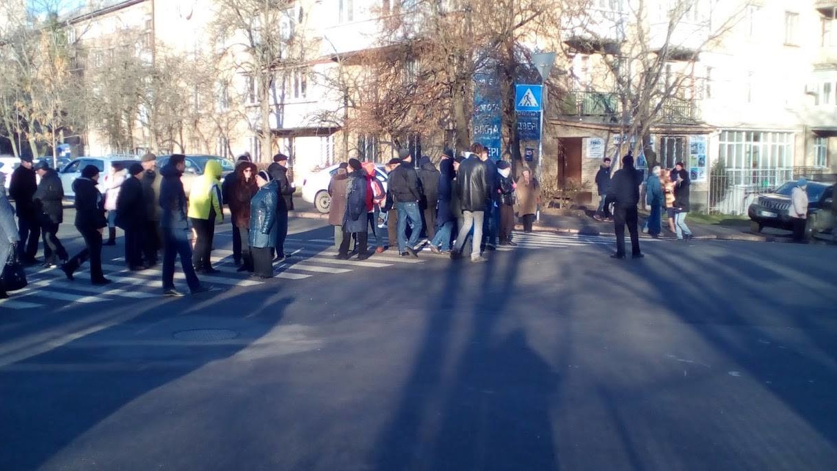 Активисты хотят привлечь внимание жителей района к незаконной застройке